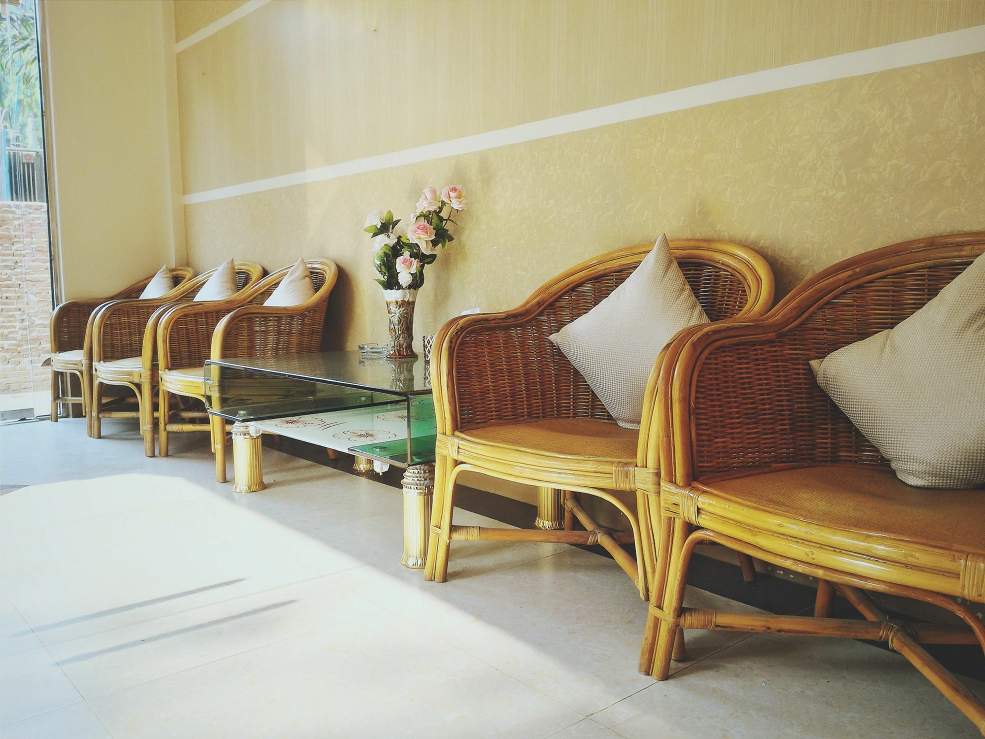 Six Stars Guest House Nyaung-U Экстерьер фото